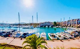 Petit Cocon magnifique vue sur Marina dans le golfe de Saint Tropez