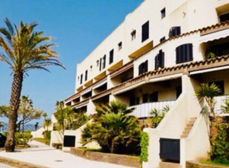 Appartement Petit Cocon magnifique vue sur Marina dans le golfe de Saint Tropez à Cogolin Extérieur photo