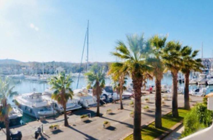 Appartement Petit Cocon magnifique vue sur Marina dans le golfe de Saint Tropez à Cogolin Extérieur photo
